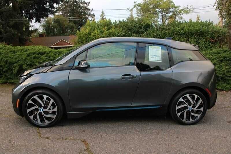 2017    BMW   i3