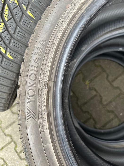 Opony zimowe Yokohama
BluEarth Winter V905 225/45 R19 96 V XL