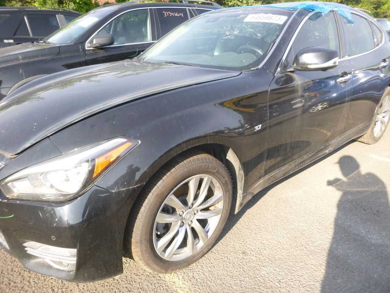Інфініті Q70 / Infiniti Q70 США шрот б/у запчастини в наявності розбор