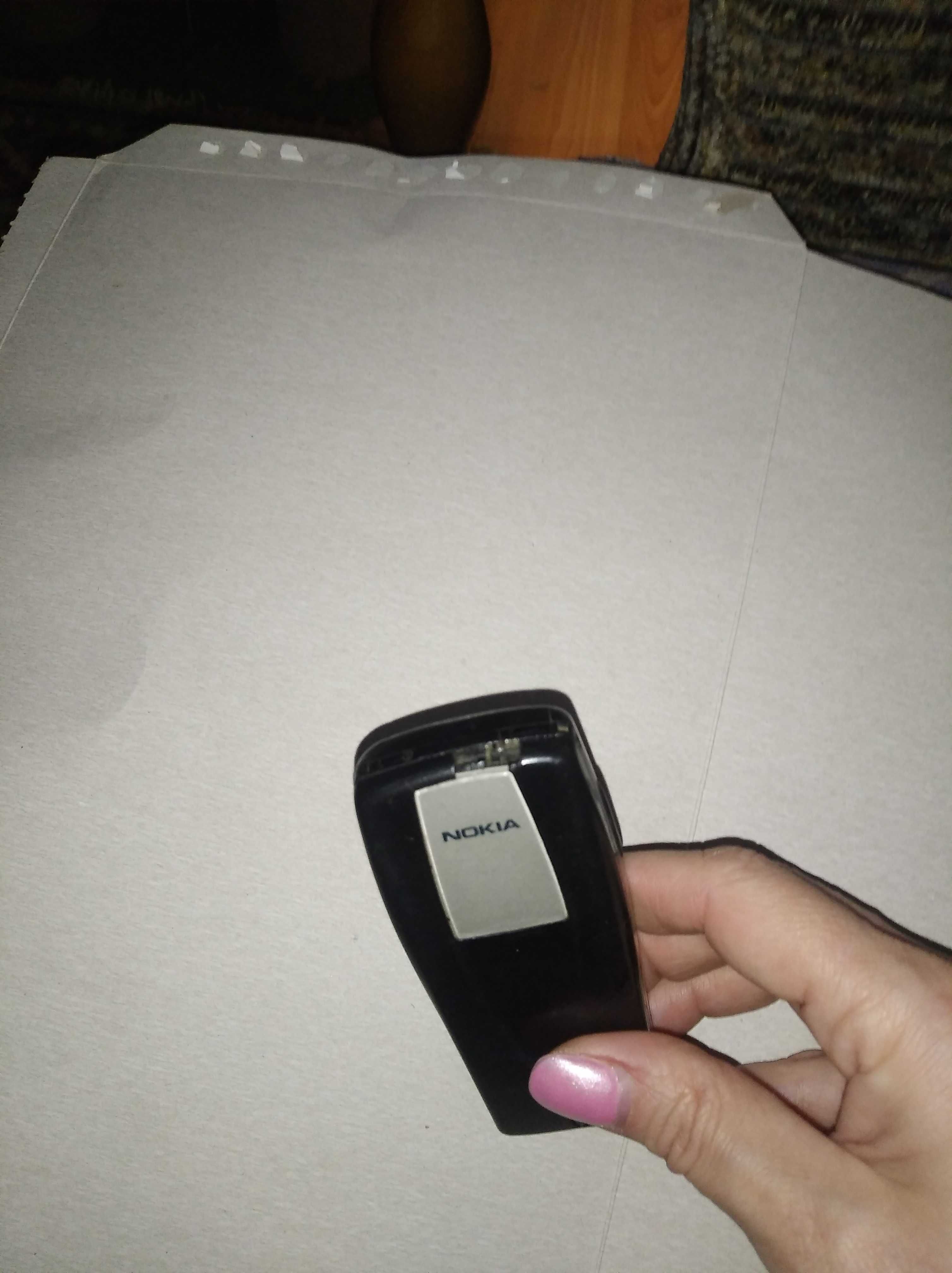 Кнопочный мобильный телефон Nokia 6610і