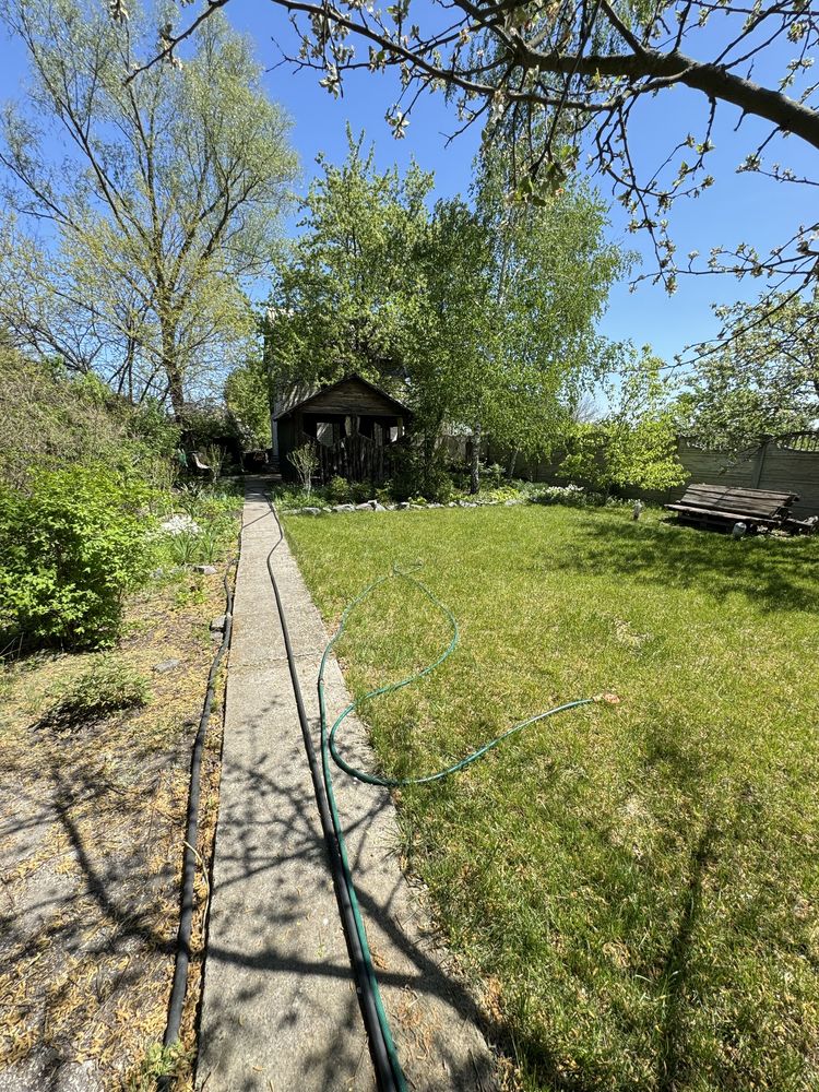 Садова ділянка з власним берегом