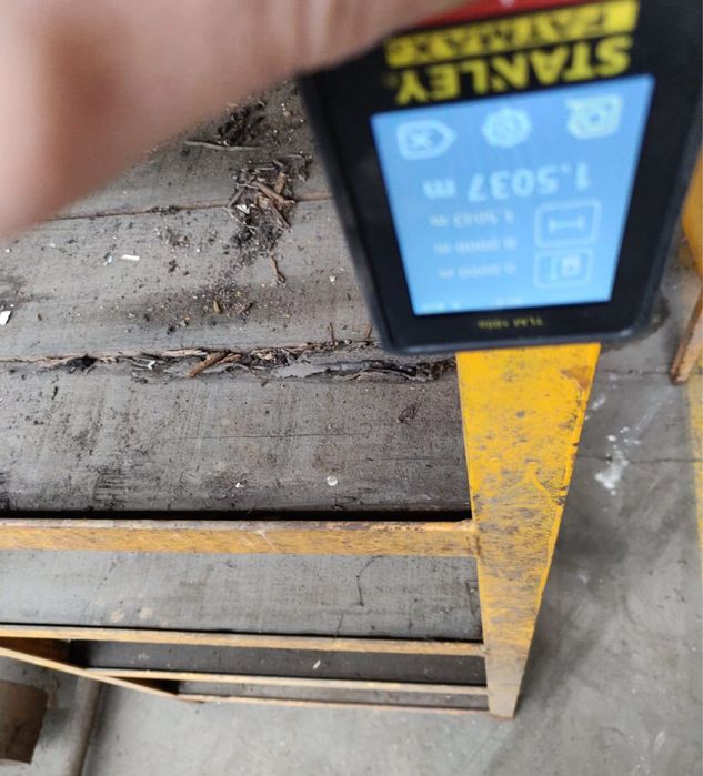 N°4 Estante em ferro robusta