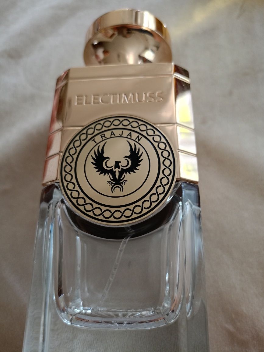 Electimuss trajan unikatowa butelka po perfumach niszowe zapachy kolek