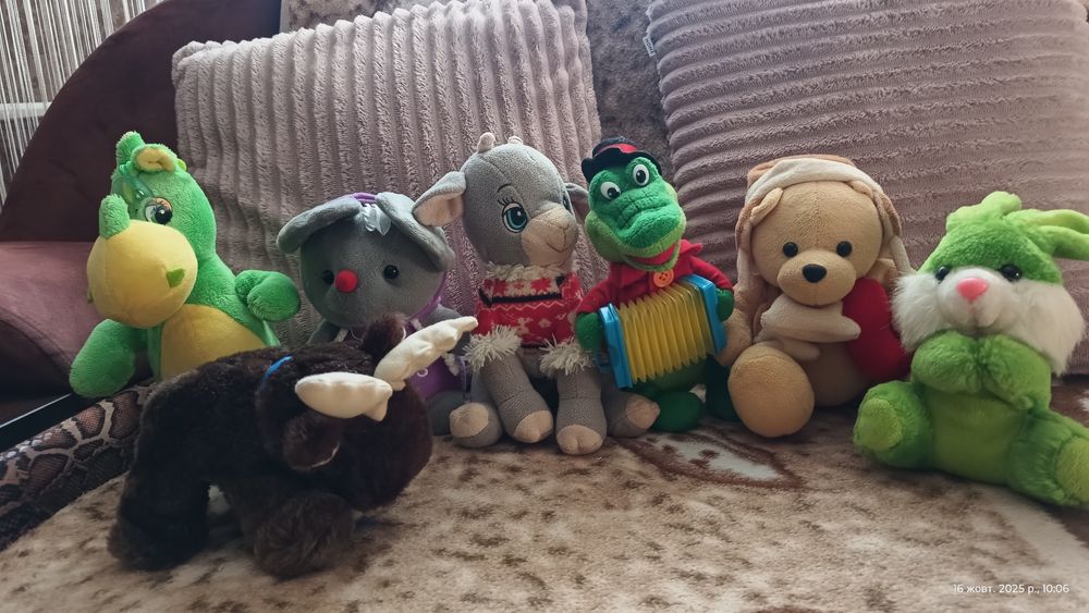 М'які іграшки висота 18-25 см