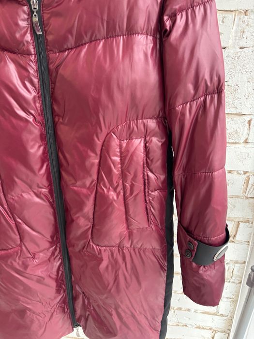 Зимовий пуховик жіночий