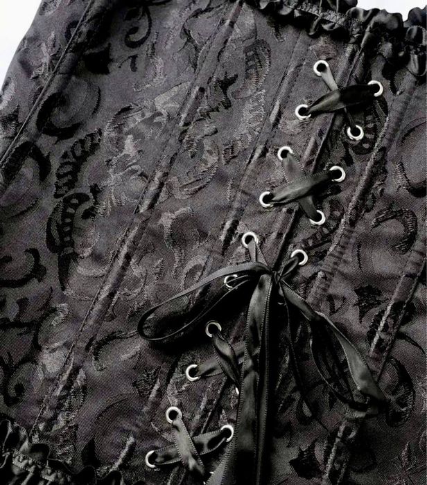 Новый корсет на косточках, очень сильная утяжка, способствует похудени