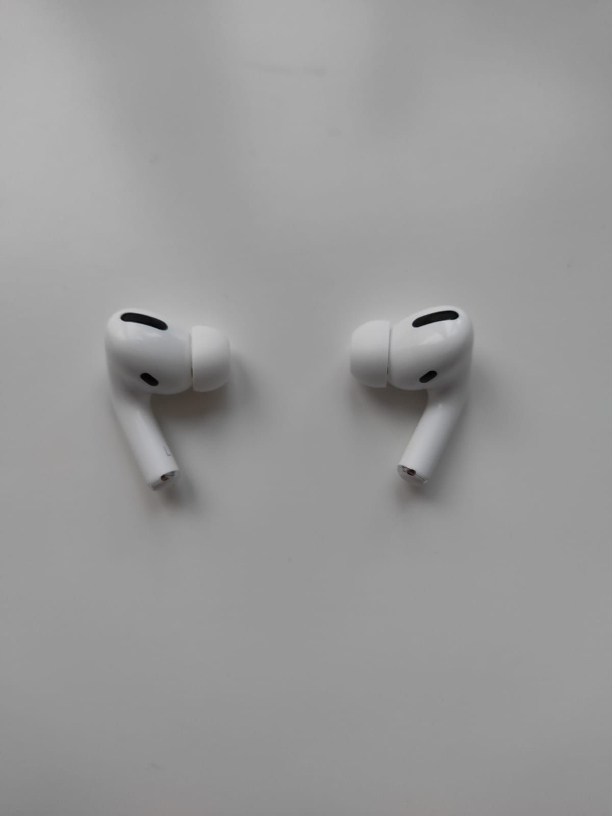 Бездротові навушники Apple Airpods Pro