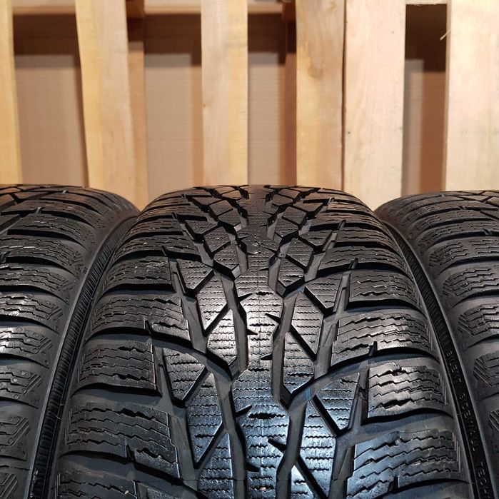 Nokian WR D4 215/65/16 7.5-5.5мм Шини Зимові (4шт) з Європи б/в Р16