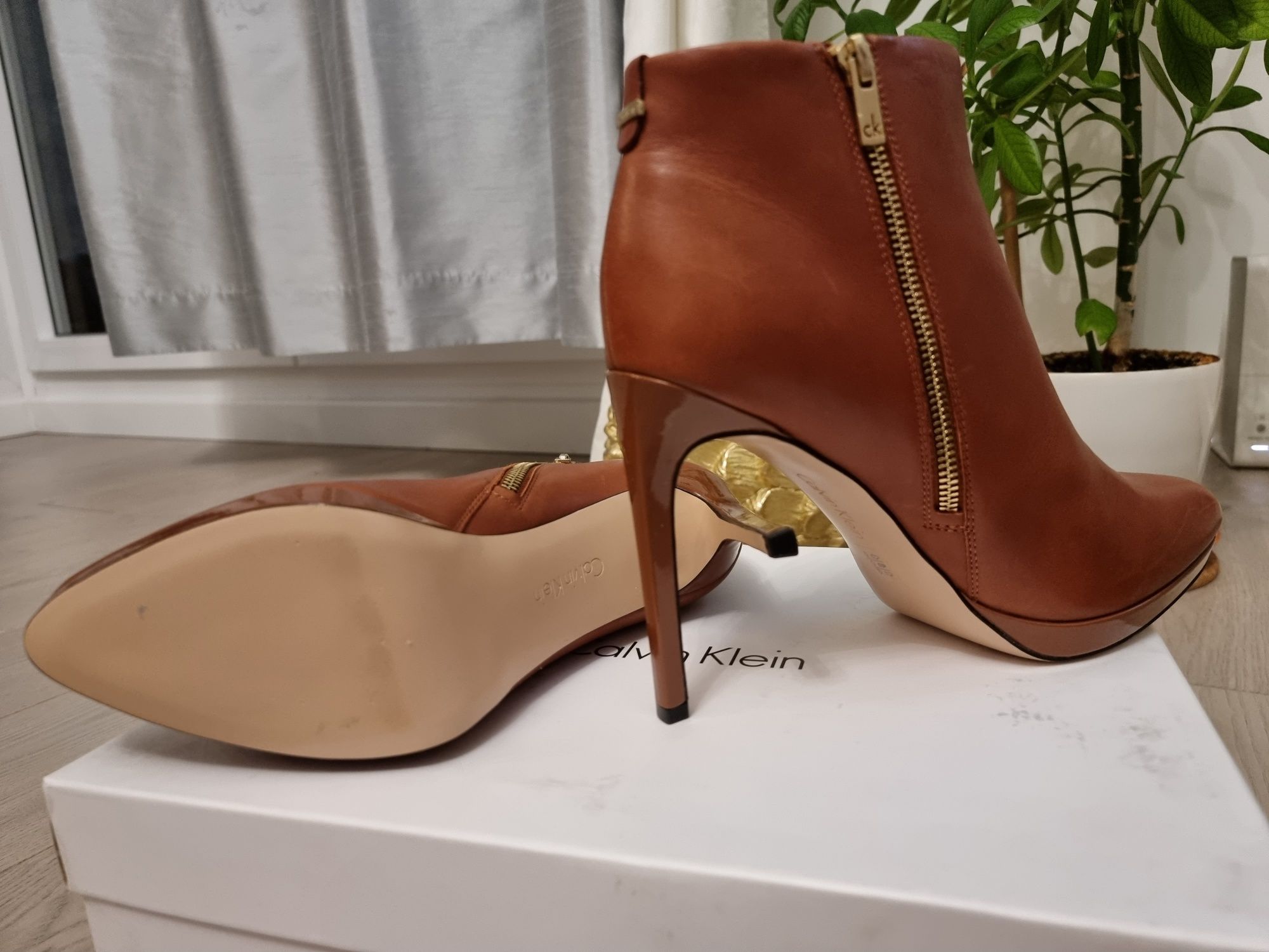 Buty Calivn Klein obcas 11cm - nowe