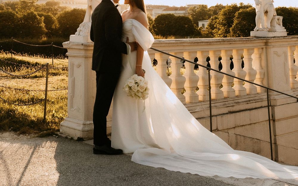 Suknia ślubna, dopasowana, minimalistyczna, Avenue 22