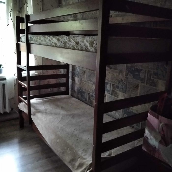 Двухъярусная кровать