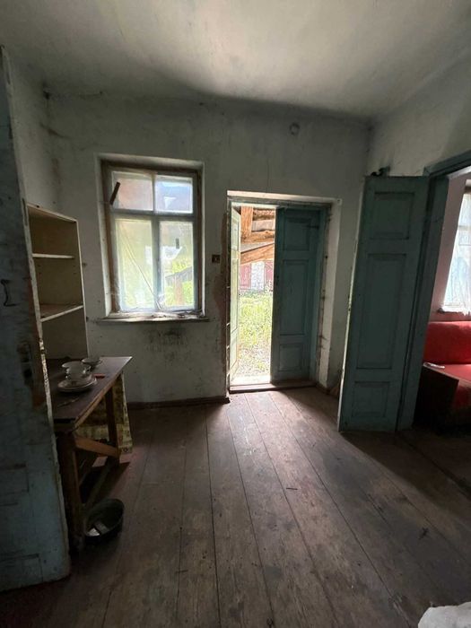 Продаж будинку біля Кременця