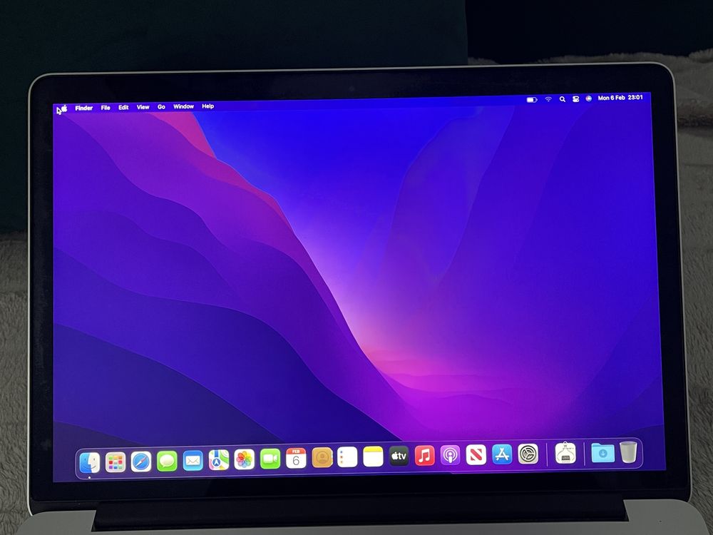 MacBook Pro 15 i7 16gb ram 250ssd 278 cykli