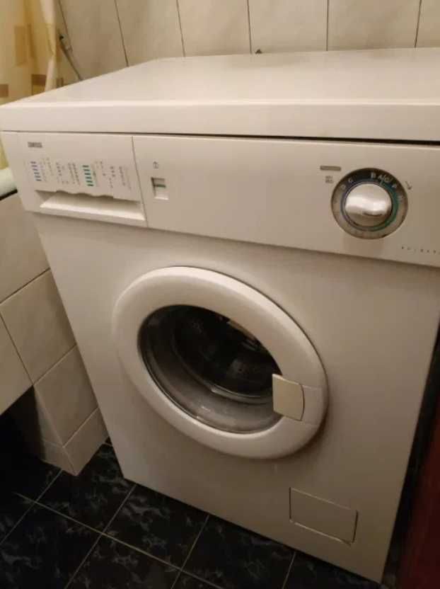 Продам стиральную машинку Zanussi FL 411 CN