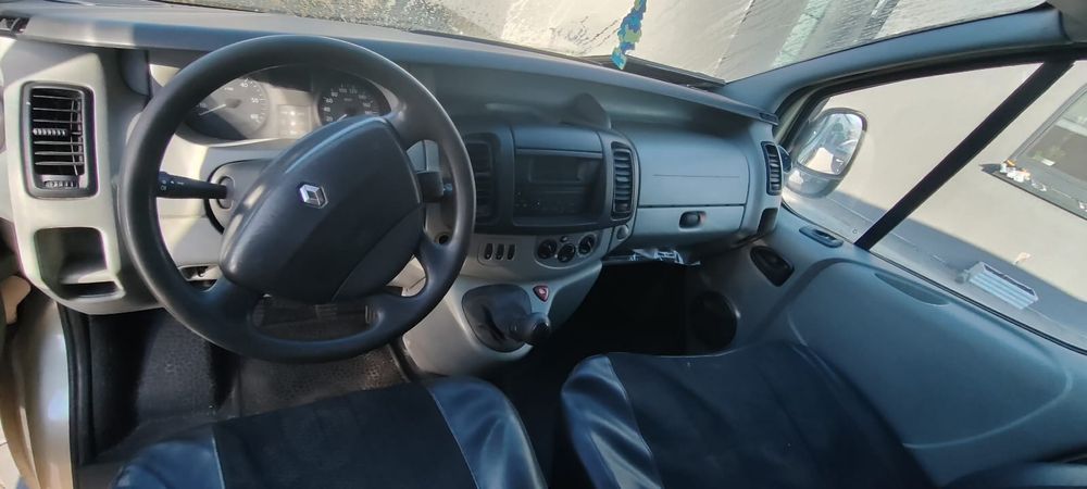 Renault Traffic 2,5 DCI 140km