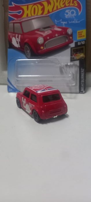 Morris mini hot wheels