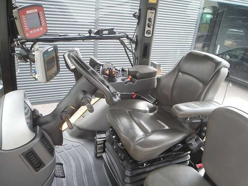 Гусеничний трактор Challenger MT 755 E