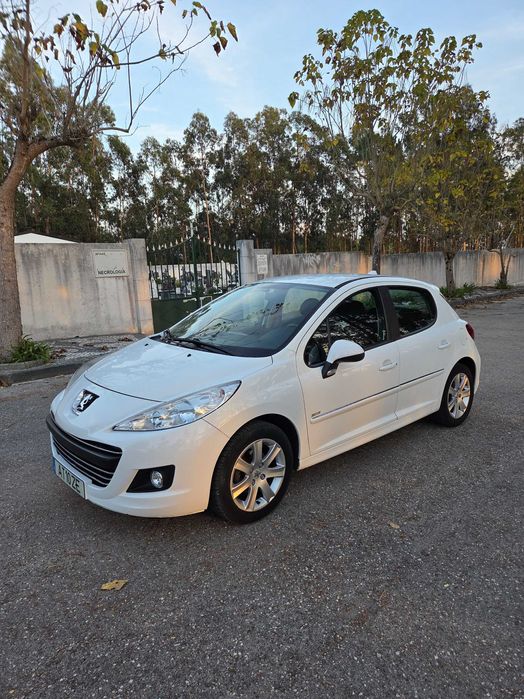 Peugeot 207 1.6HDI 99G