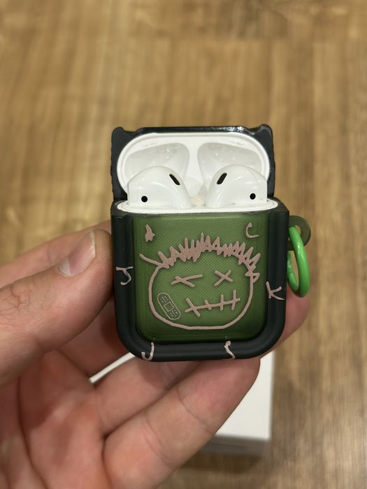 Оригінальні AirPods 2 with charging case аірподс 2