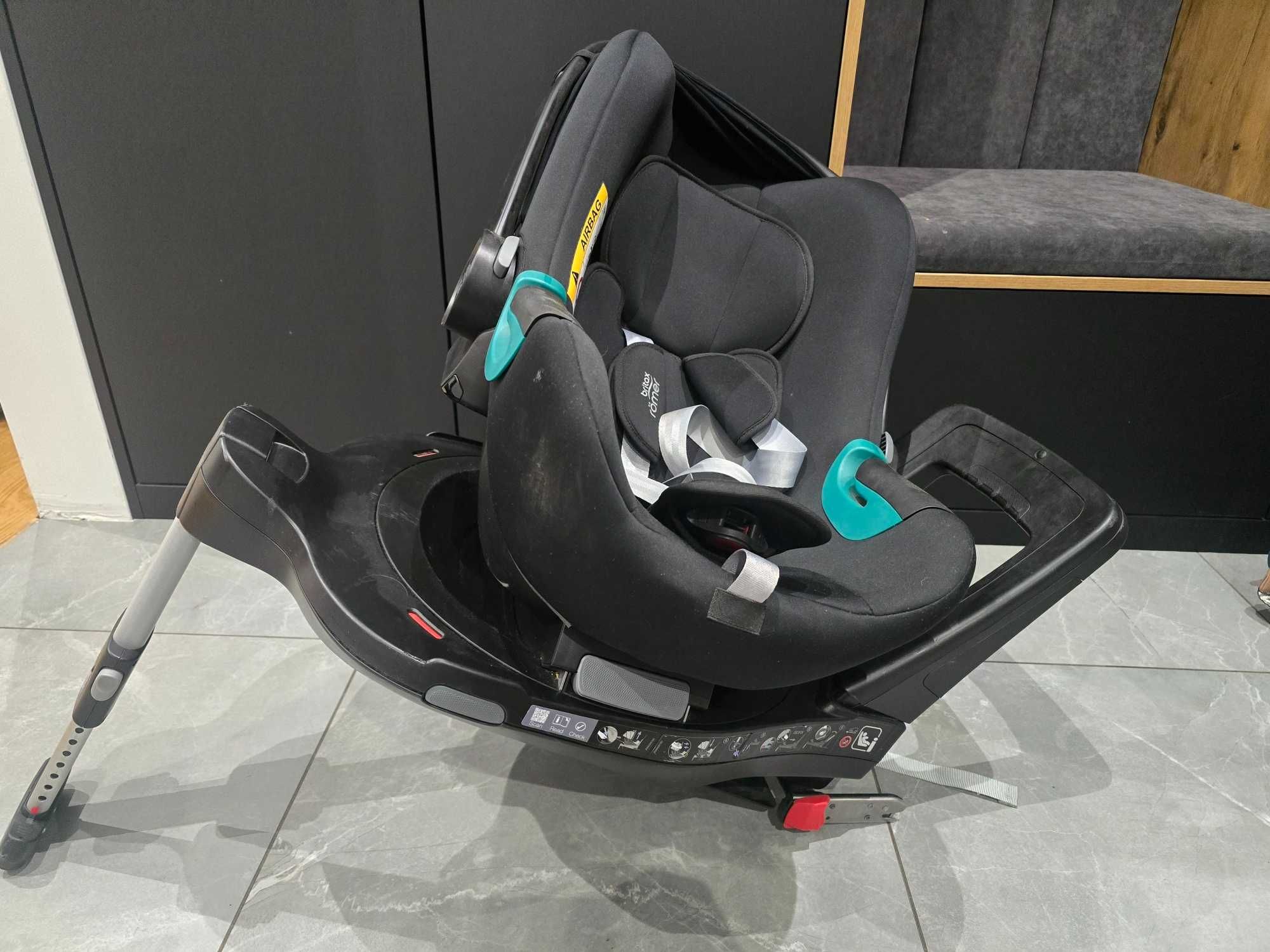 BRITAX ROMER Fotelik nosidełko + baza iso fix