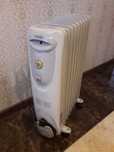 Обігрівач масляний Delonghi 2000w 9 секцій