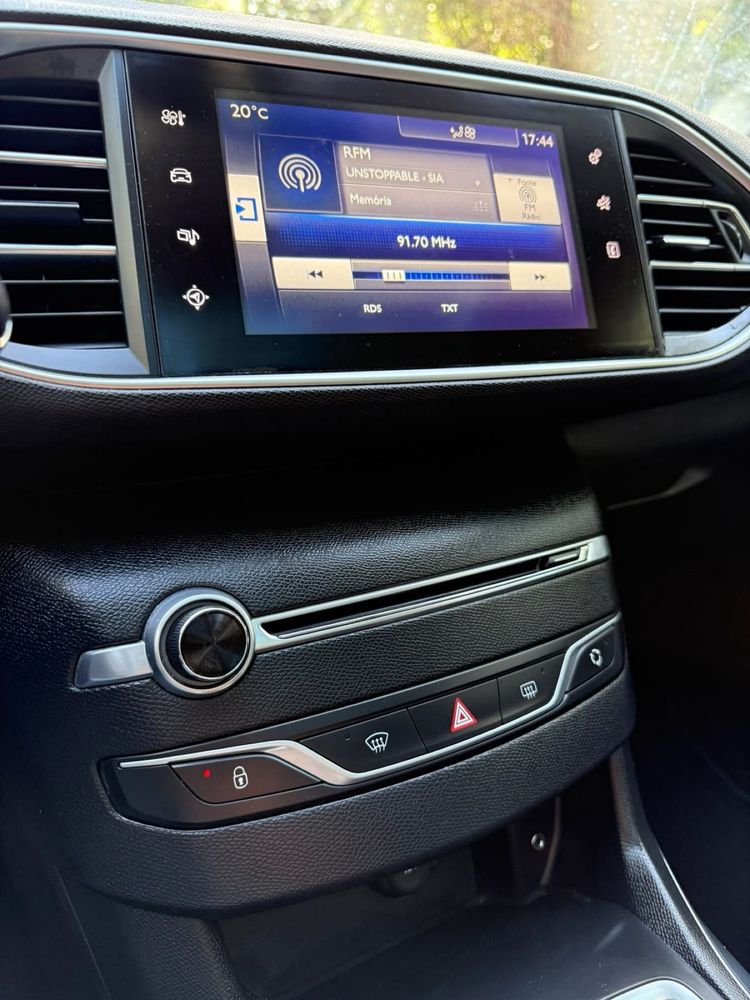 Peugeot 308 1.2 Pure Tech Kit GT line