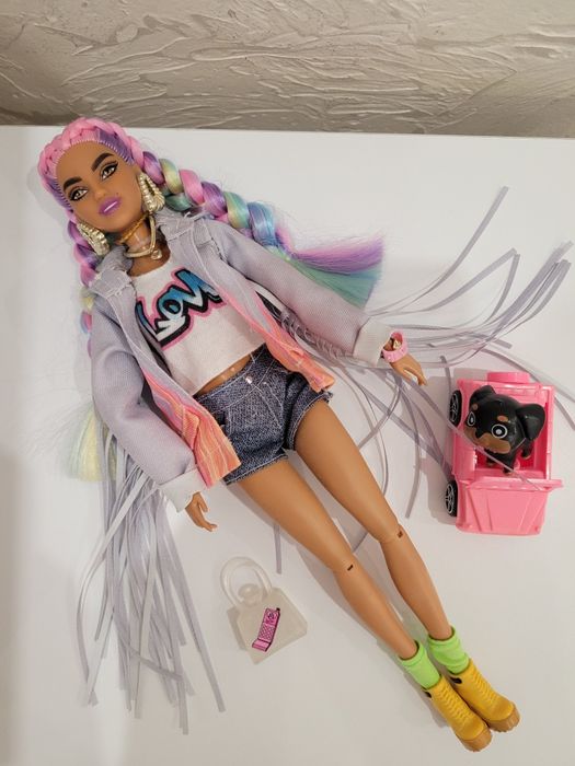 Лялькa Barbie extra