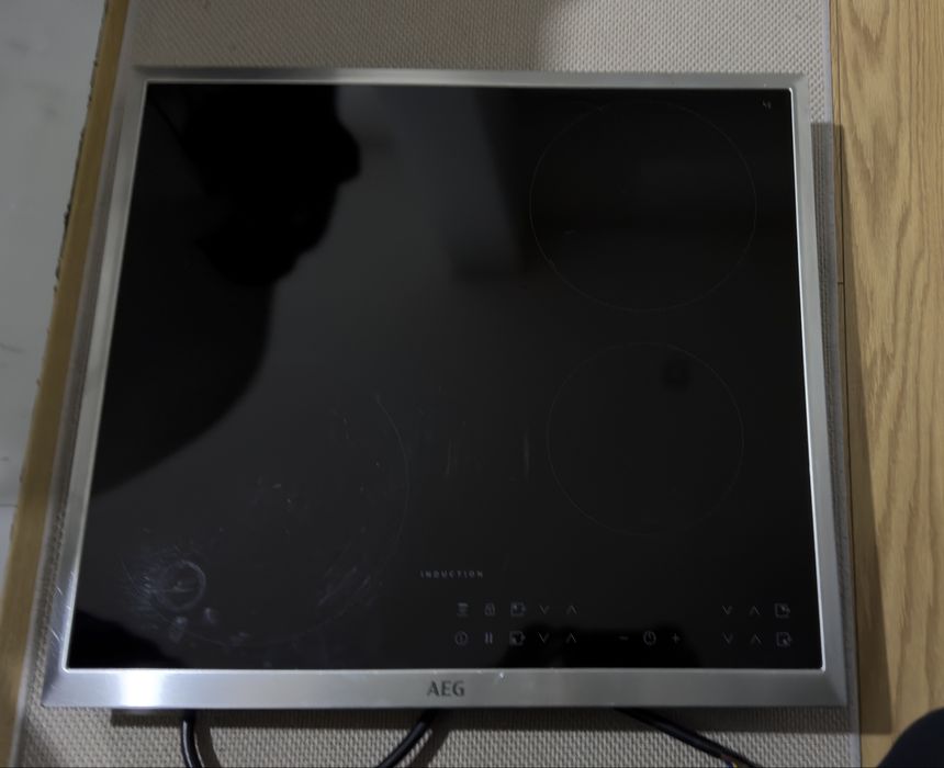 Placa Indução AEG avariada