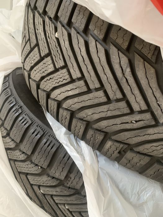 Michelin Alpin 6 215/60 R17 96H