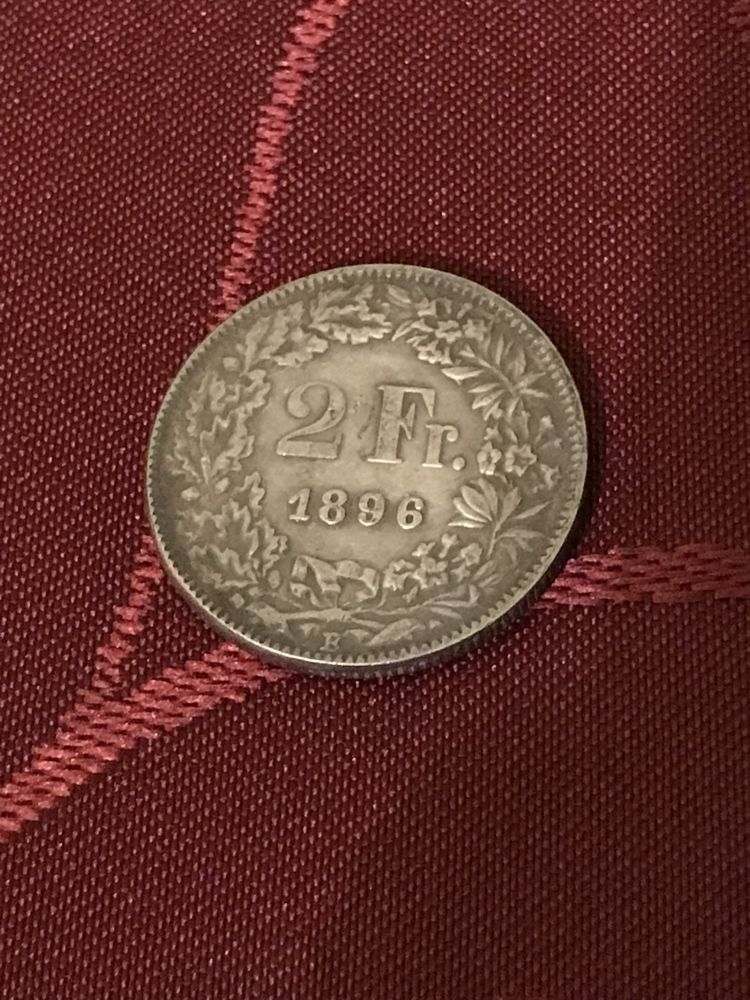 Монета 2 швейцарских франков 1896 год состояние на фото