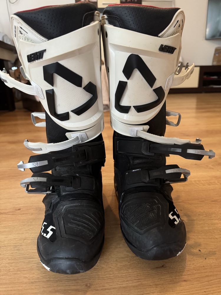 Buty na motor leatt gpx 5.5 flexlock
