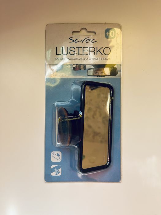 Lusterko do obserwacji dziecka w samochodzie