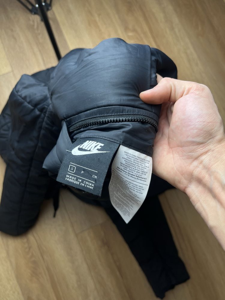 Nike Big Swoosh Dwustronna Reversible Kurtka Ocieplana Rap