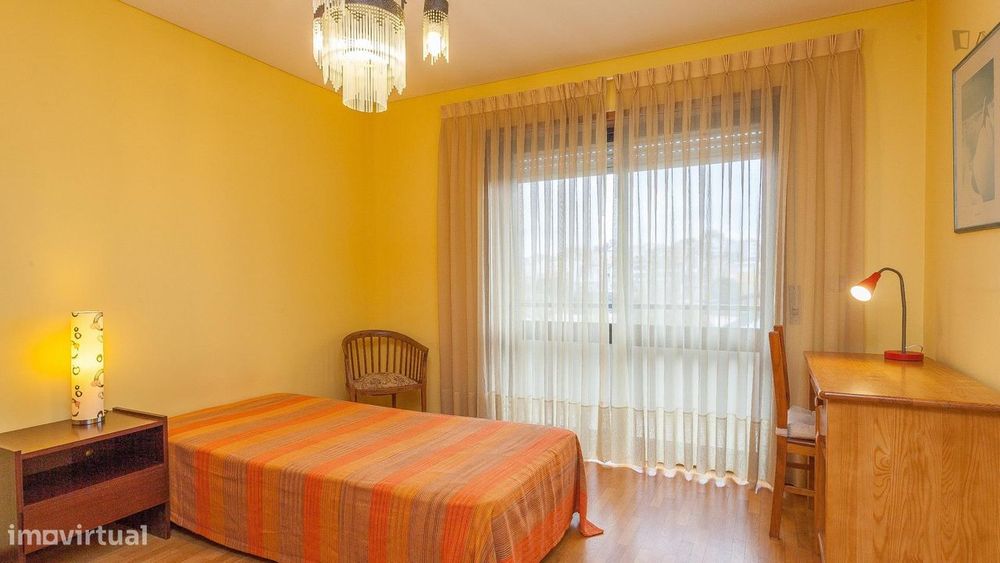 42665 - Confortável quarto individual perto de...