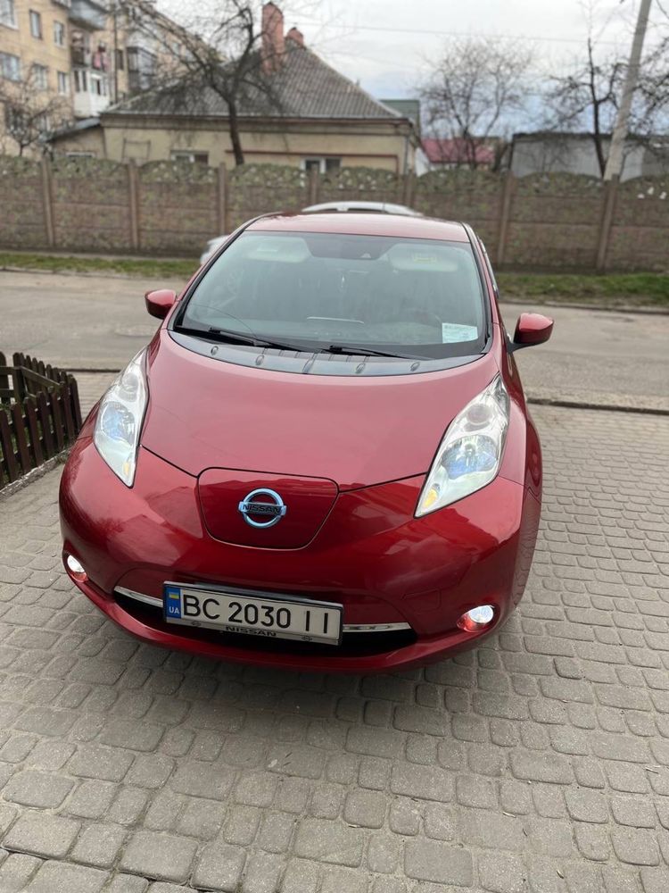 Електрокар Nissan Leaf