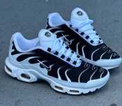 Nike Air Max Plus TN nowe sneakersy wygodne buty sportowe