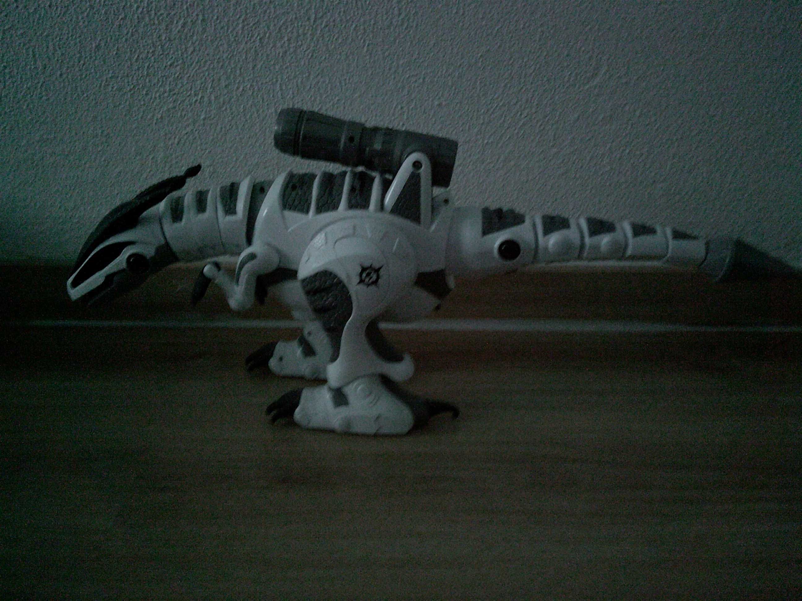 dinossauro robot novo