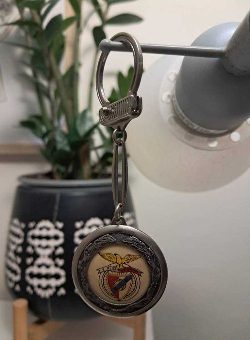 Porta-chaves metálico Sport Lisboa e Benfica – emblema clássico