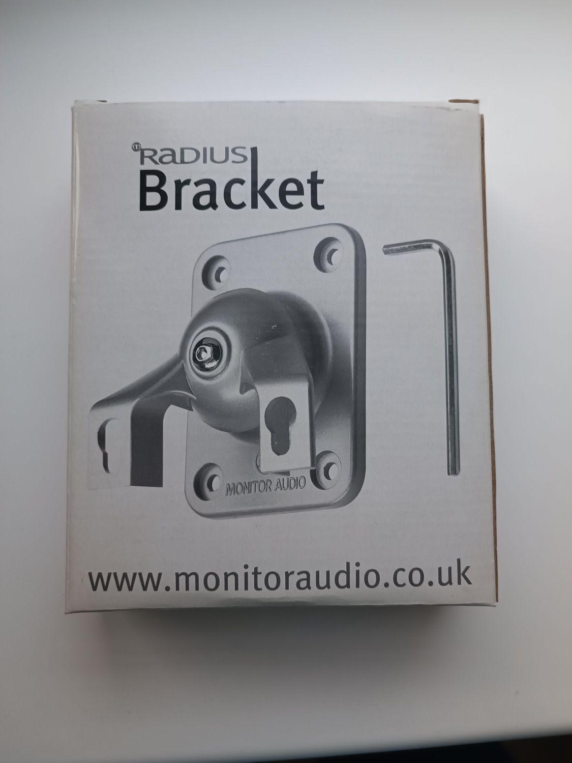 Акустика Monitor audio Radius 180, колонка центральна