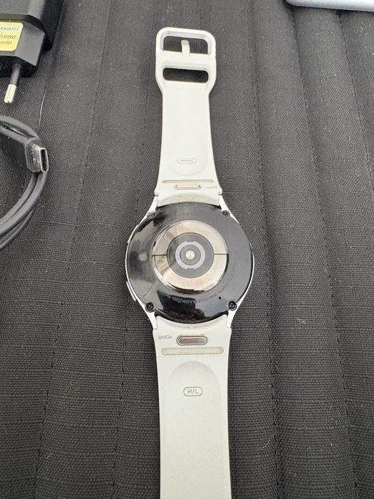 Samsung Galaxy S21 FE + Galaxy Watch 6