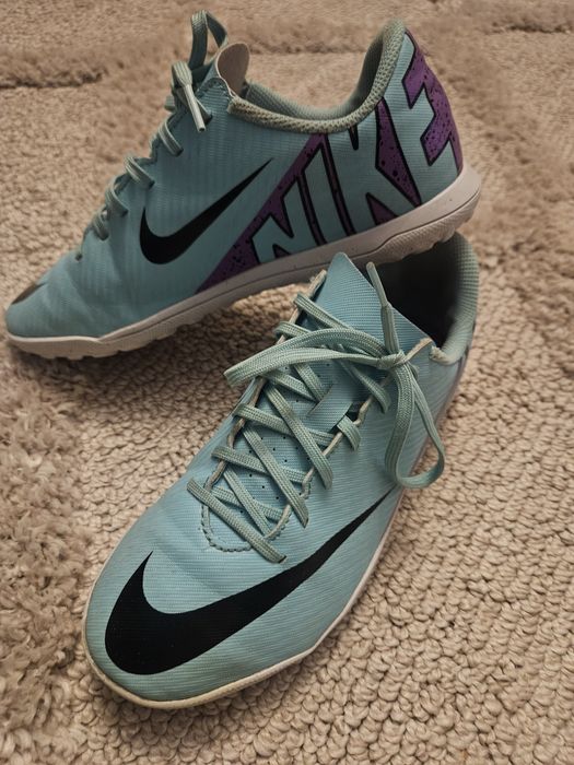 Buty sportowe Nike Mercuriale turf na halę i orlika  37,5