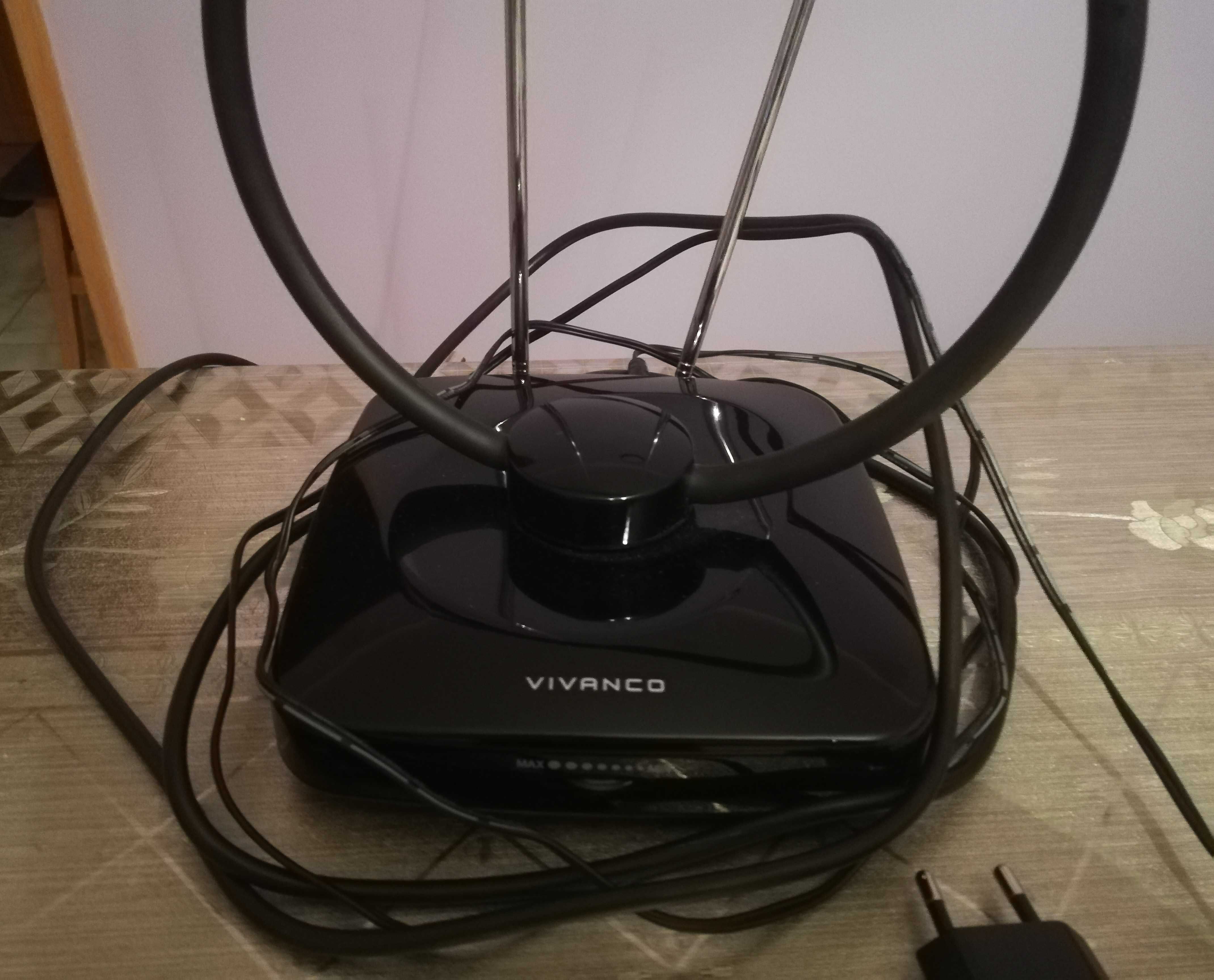 Antena pokojowa VIVANCO DVB-T TVA 3021