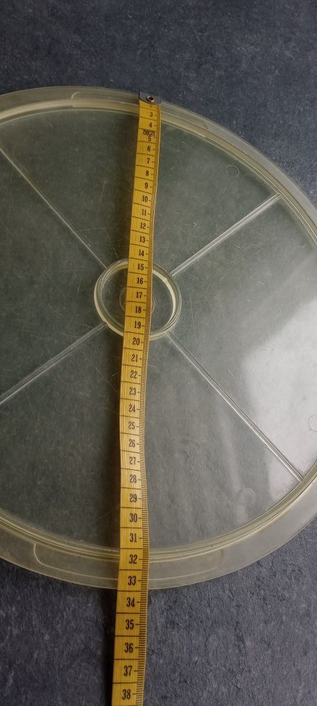 Duży pojemnik z tacą na tort/ciasto 33x11 cm