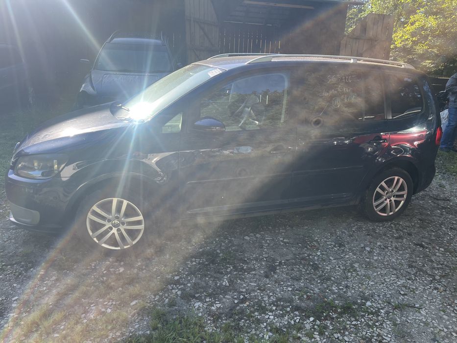 Розборка VW TOURAN запчастини тоуран шрот туран