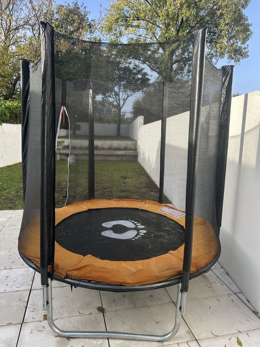 Trampolim 140 cm diametro crianças