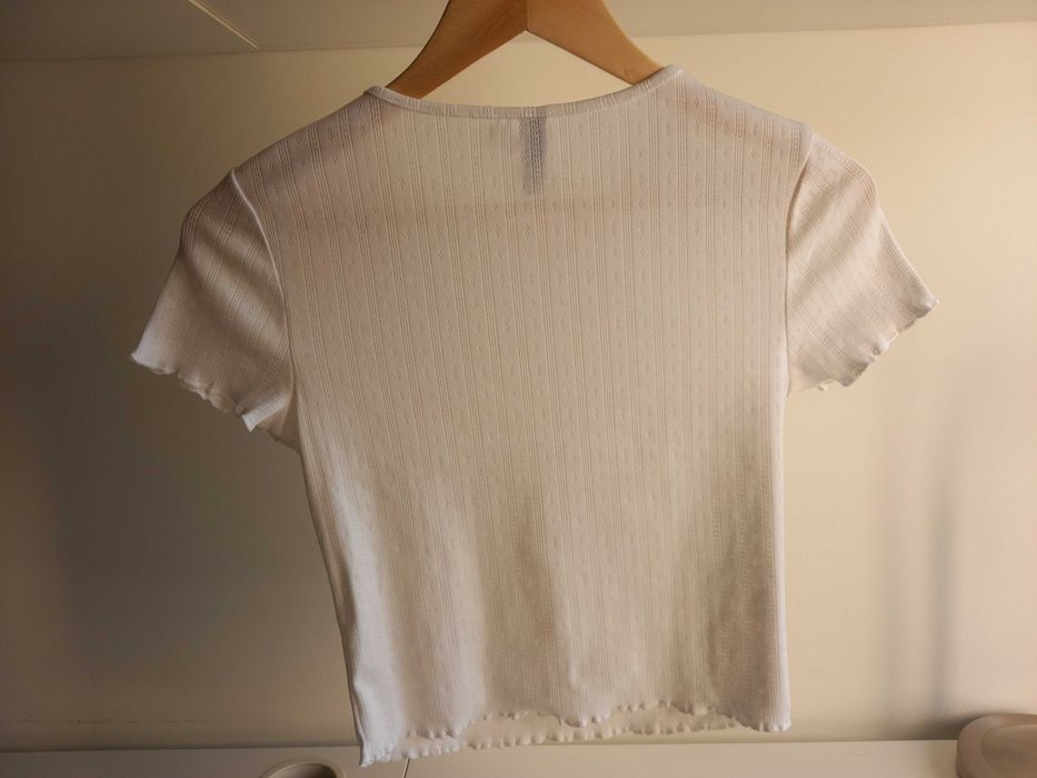 Top branco H&M DIVIDED