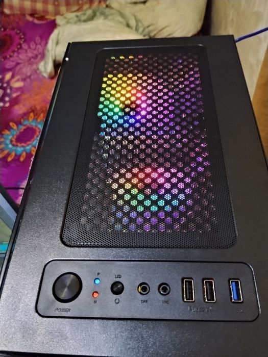 Продам пк rayzen 5 5500.radeon 5700xt8gb