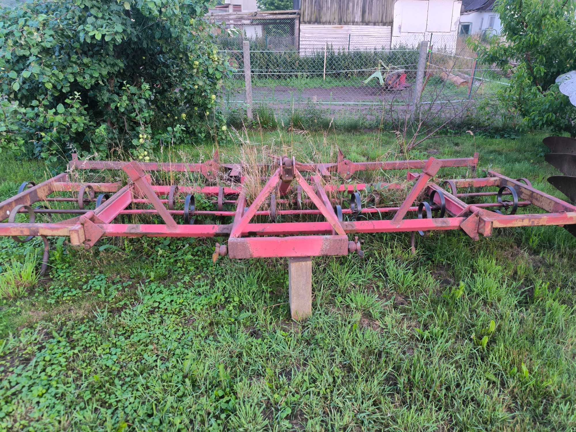 Kultywator uprawowy 4 m