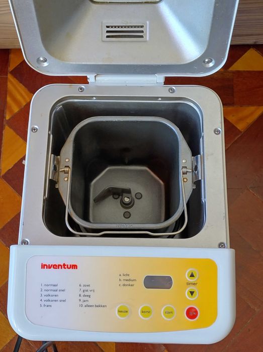 Máquina de Pão - amassa e coze