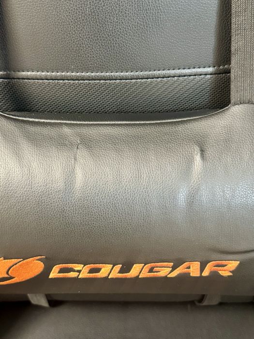 Крісло Cougar Armor Black